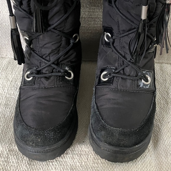 Cozy Black tall Winter Boots with faux fur and leather outer trim - Picture 9 of 16